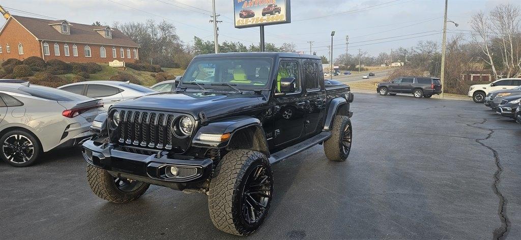 2023 Jeep Gladiator Overland