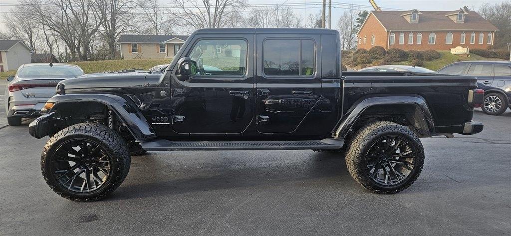 Jeep Gladiator Overland 2023