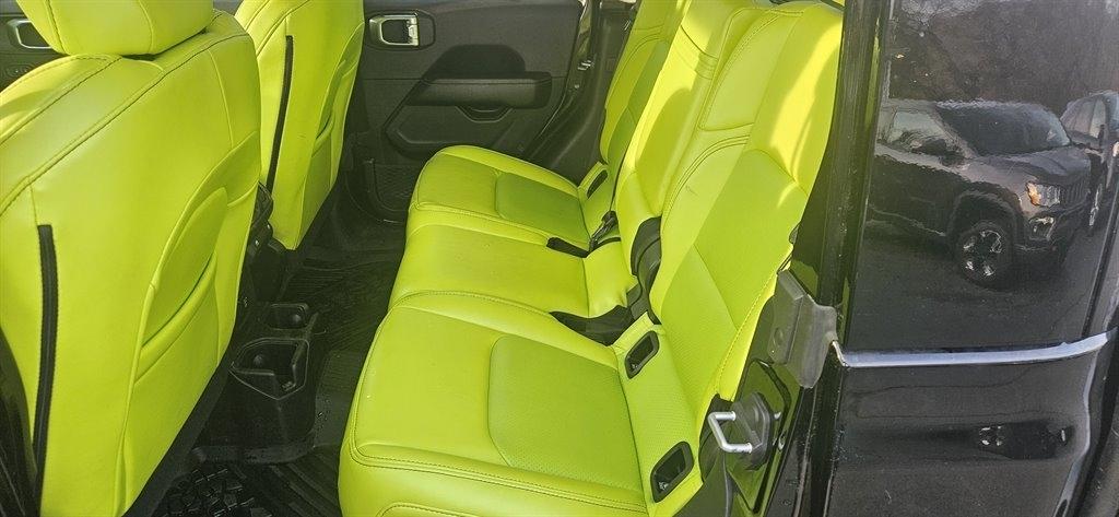 Jeep Gladiator Overland 2023