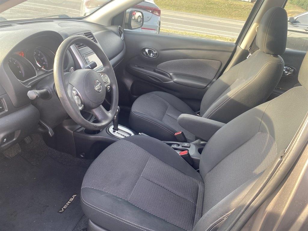 Nissan Versa  2014