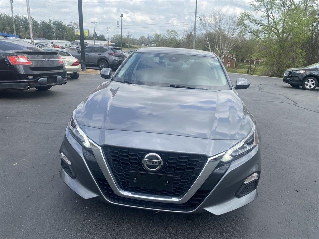 Nissan Altima 2.5 SV 2022