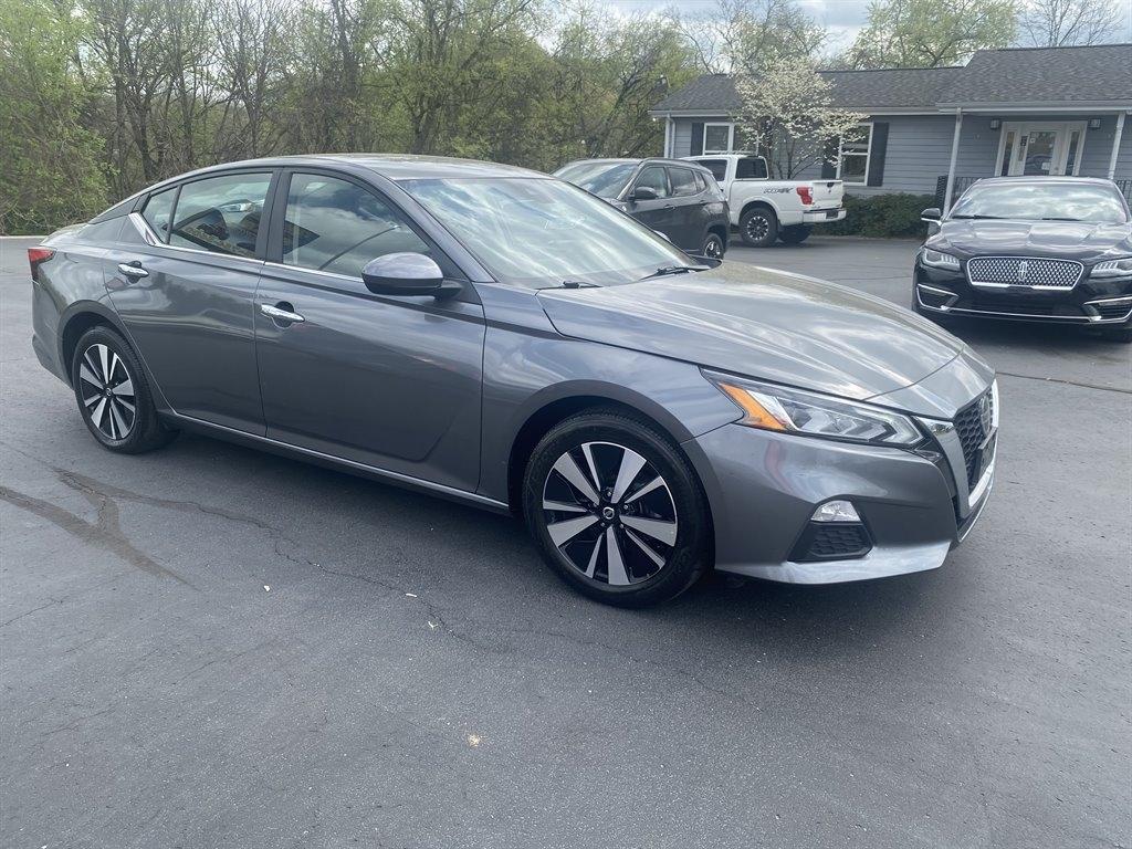 Nissan Altima 2.5 SV 2022