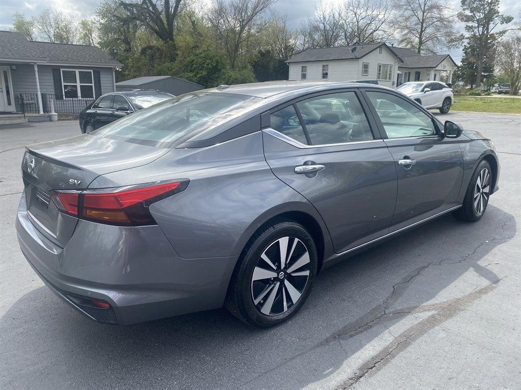 Nissan Altima 2.5 SV 2022