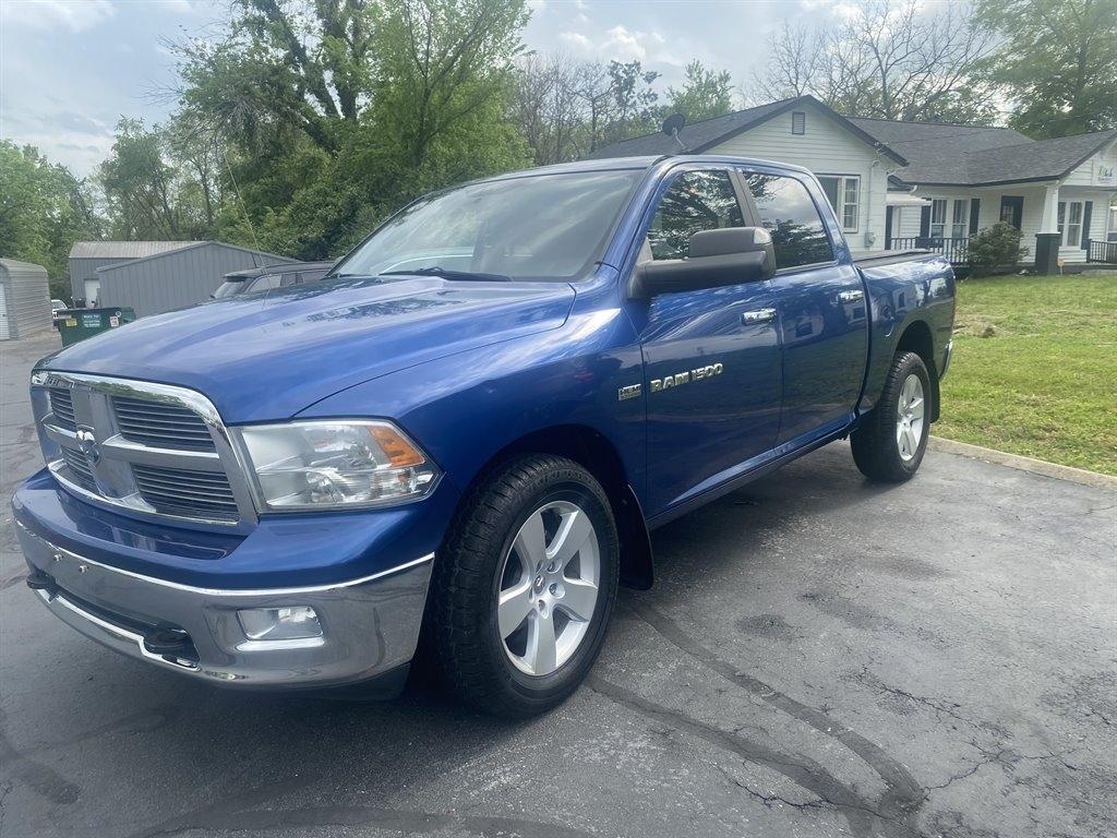 2011 RAM 1500 ST Crew Cab 4WD