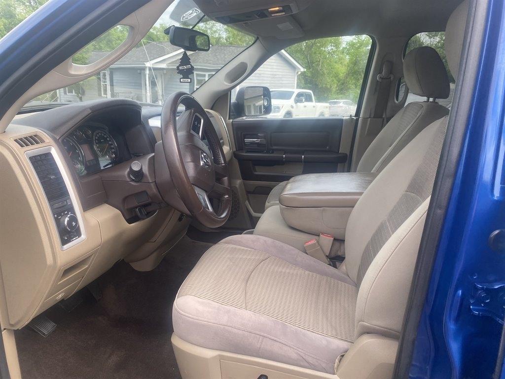 RAM 1500 ST Crew Cab 4WD 2011