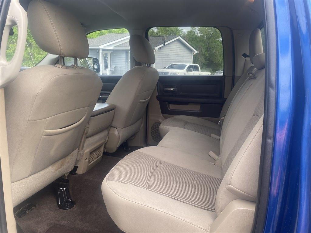 RAM 1500 ST Crew Cab 4WD 2011