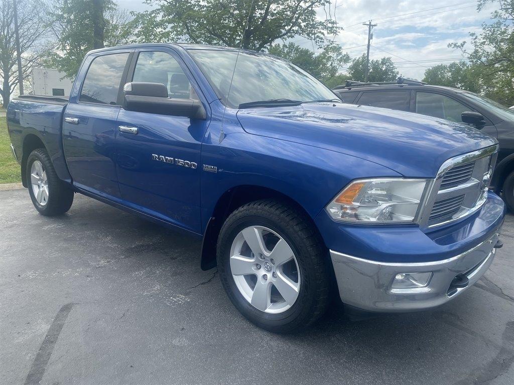 RAM 1500 ST Crew Cab 4WD 2011