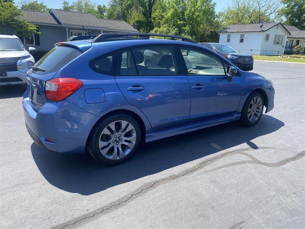 Subaru Impreza 2.0i Limited PZEV 5-Door 2016