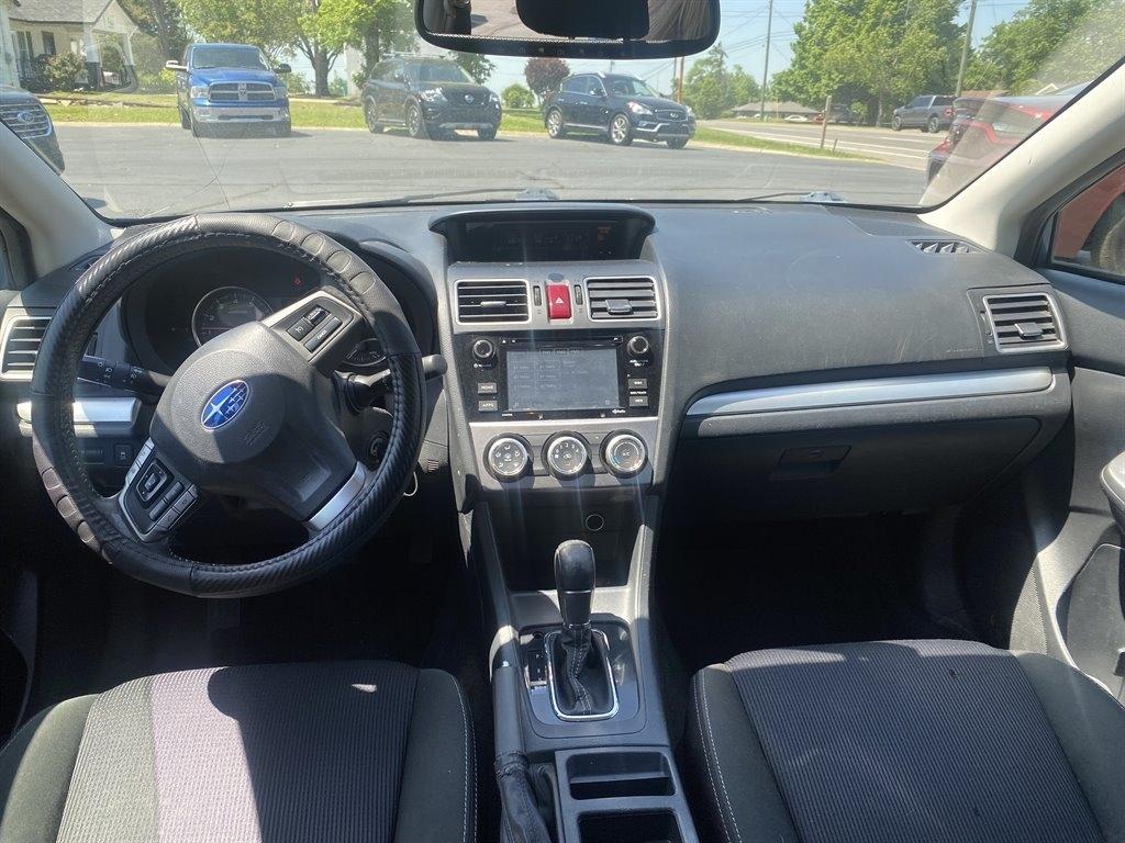 Subaru Impreza 2.0i Limited PZEV 5-Door 2016