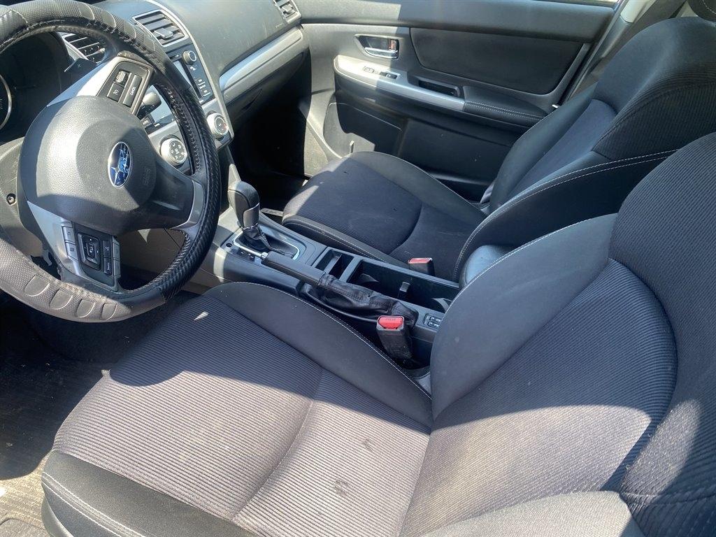 Subaru Impreza 2.0i Limited PZEV 5-Door 2016