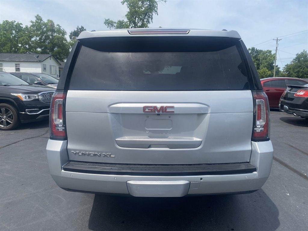 GMC Yukon XL SLT 2WD 2018
