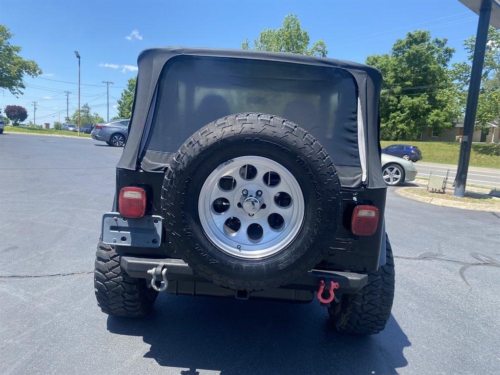 Jeep Wrangler SE 1999
