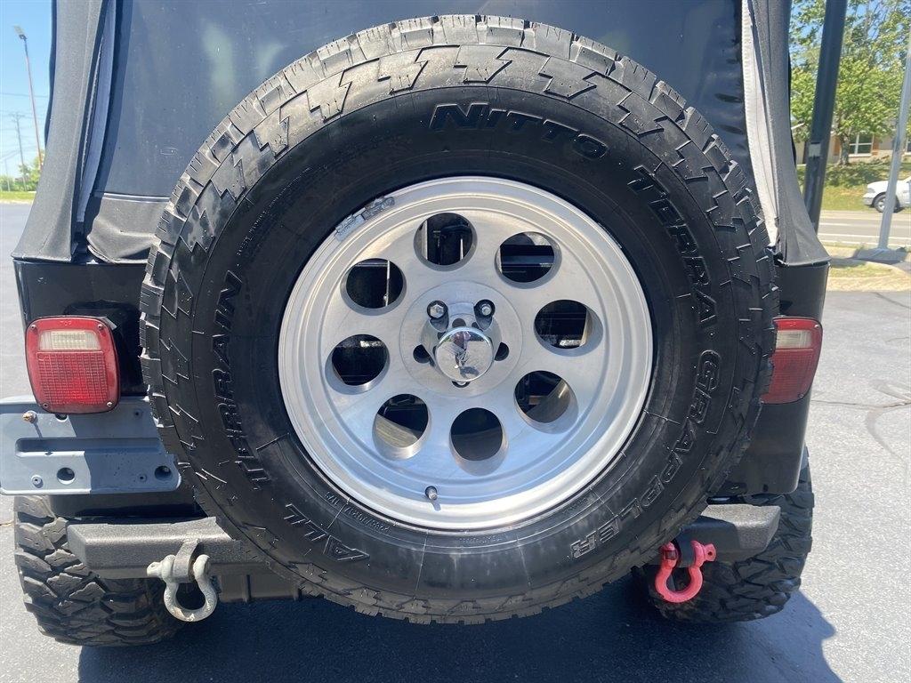 Jeep Wrangler SE 1999