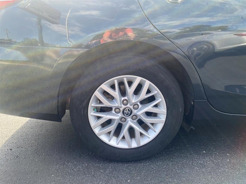 Toyota Camry LE 2017
