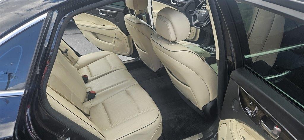 Hyundai Equus Signature 2014