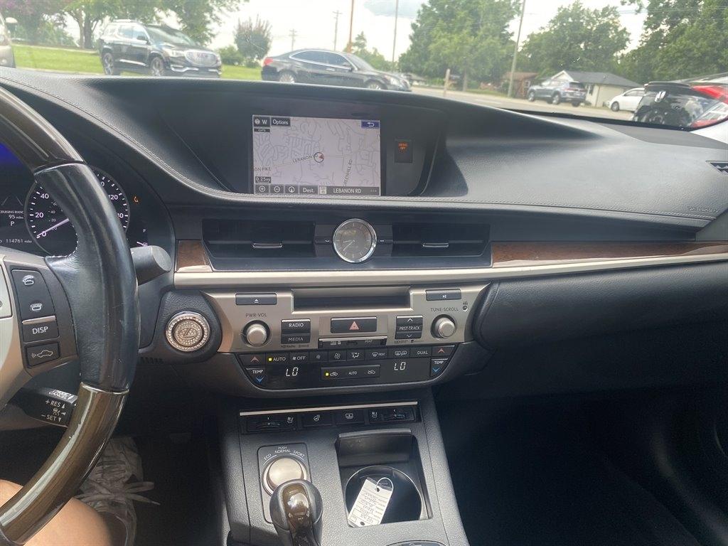 Lexus ES 350 Sedan 2015