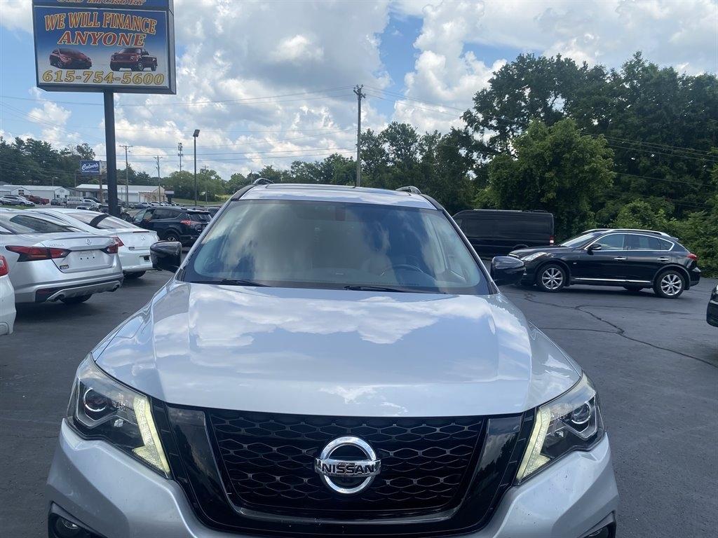 Nissan Pathfinder SL 4WD 2020