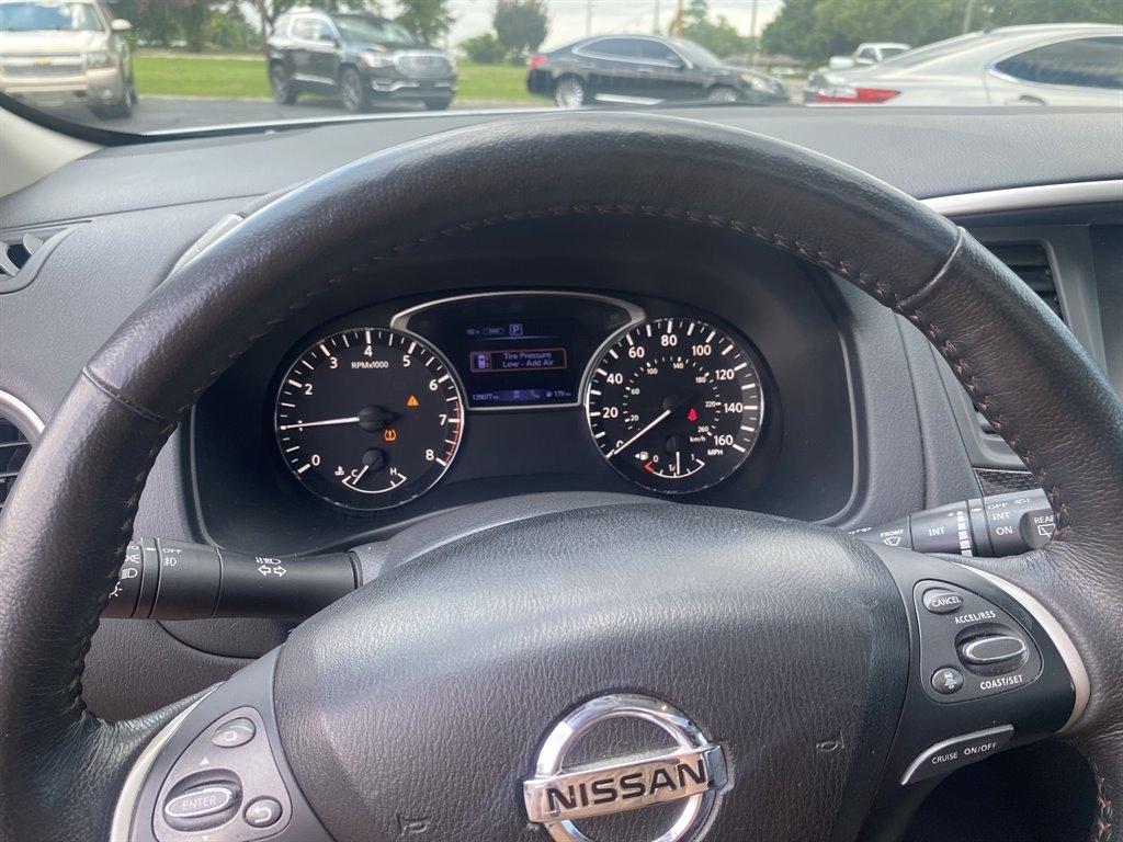 Nissan Pathfinder SL 4WD 2020