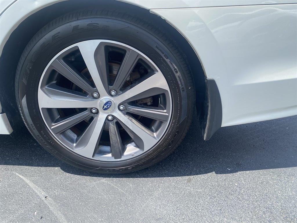 Subaru Legacy 2.5i Limited 2017