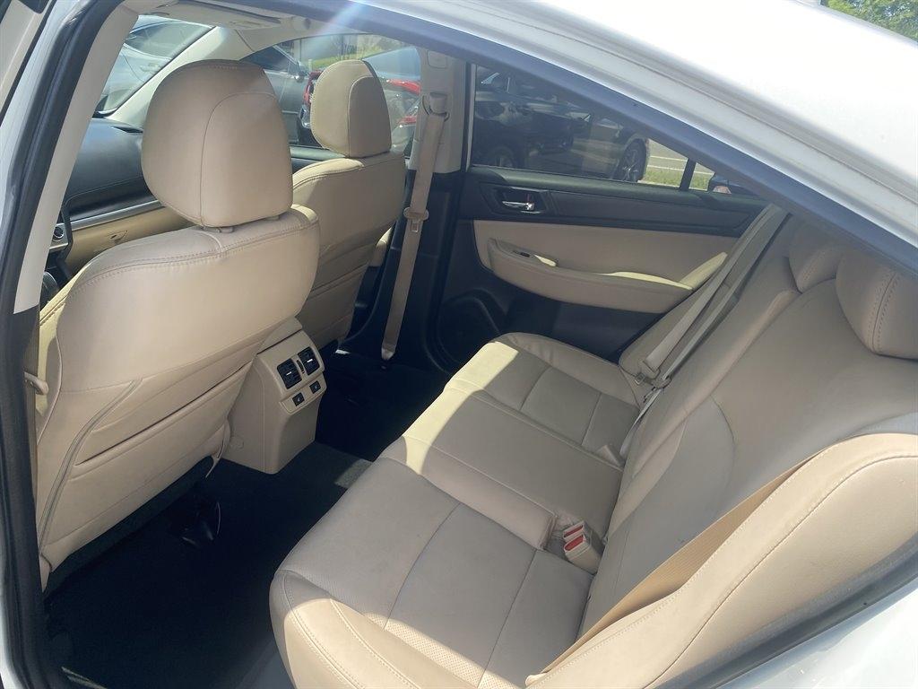 Subaru Legacy 2.5i Limited 2017