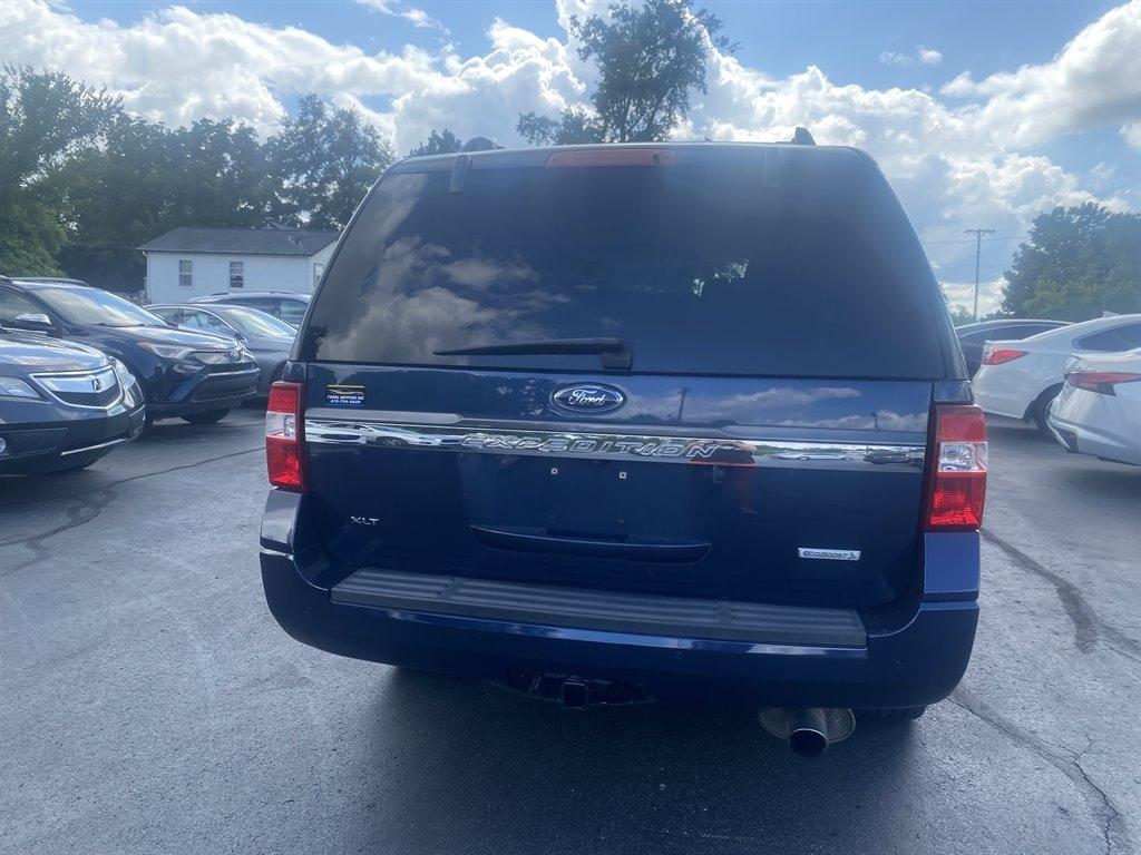 Ford Expedition XLT 4WD 2016