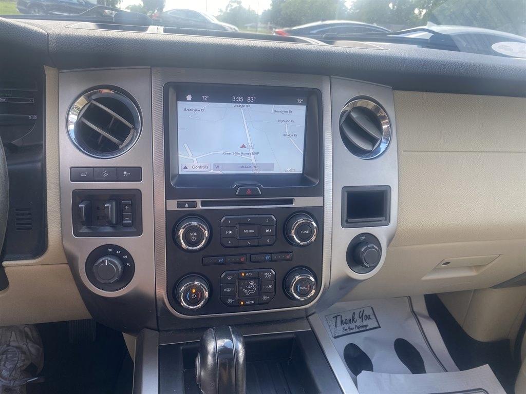 Ford Expedition XLT 4WD 2016