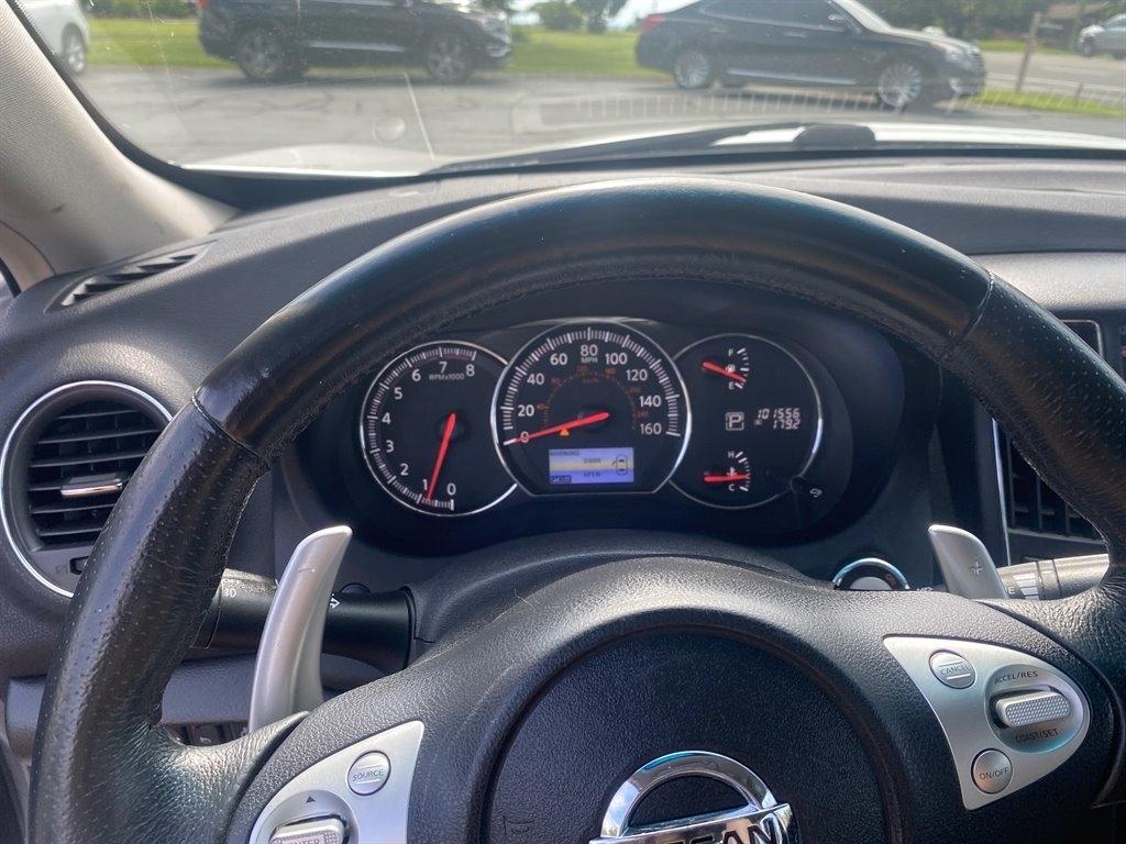 Nissan Maxima SV 2012
