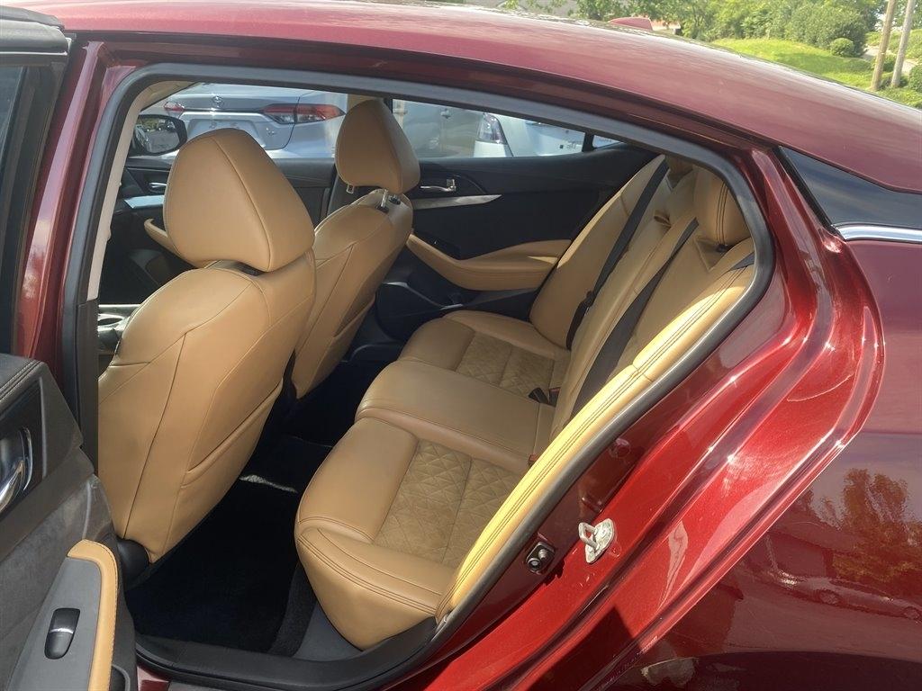 Nissan Maxima 3.5 SR 2016