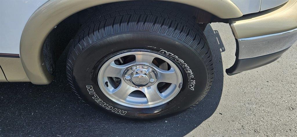 Ford F-150 Lariat SuperCab Long Bed 2WD 1999