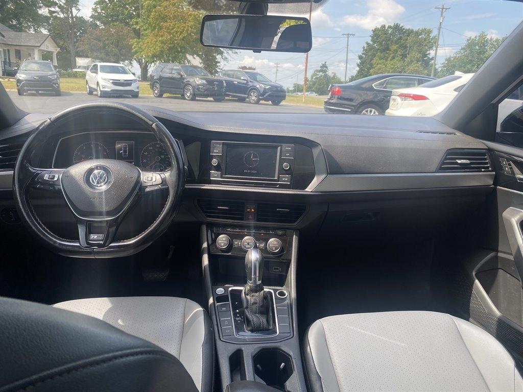 Volkswagen Jetta 1.4T R-Line 8A 2019
