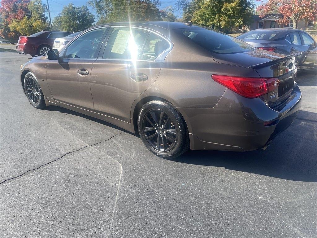 Infiniti Q50 Base 2015