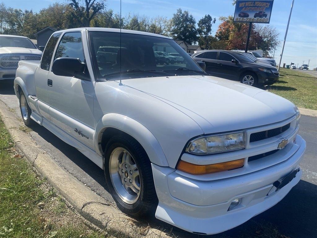 Chevrolet S10 Pickup LS Ext. Cab 2WD 2002