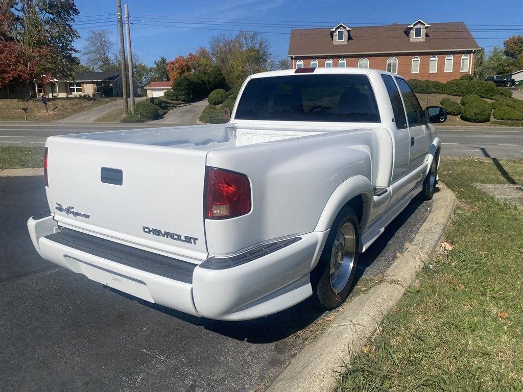 Chevrolet S10 Pickup LS Ext. Cab 2WD 2002