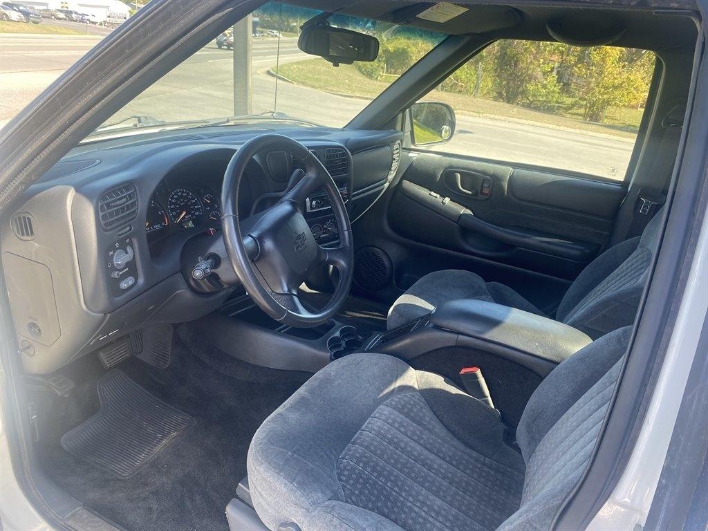 Chevrolet S10 Pickup LS Ext. Cab 2WD 2002