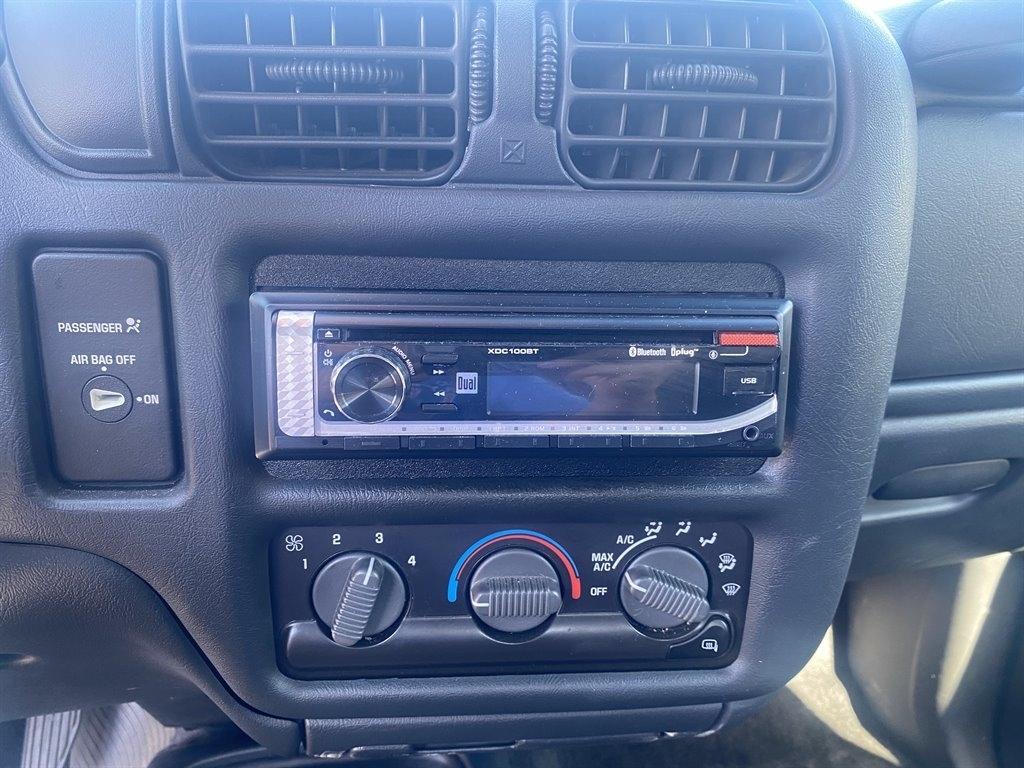 Chevrolet S10 Pickup LS Ext. Cab 2WD 2002