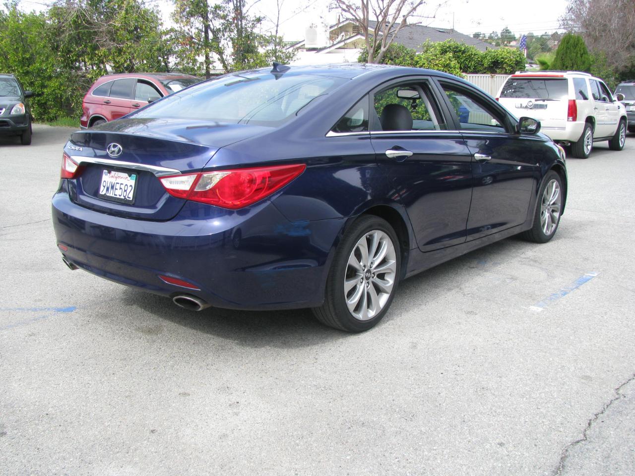 Hyundai Sonata 4dr Sdn 2.4L Auto SE 2013