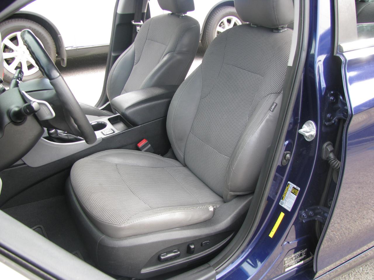 Hyundai Sonata 4dr Sdn 2.4L Auto SE 2013