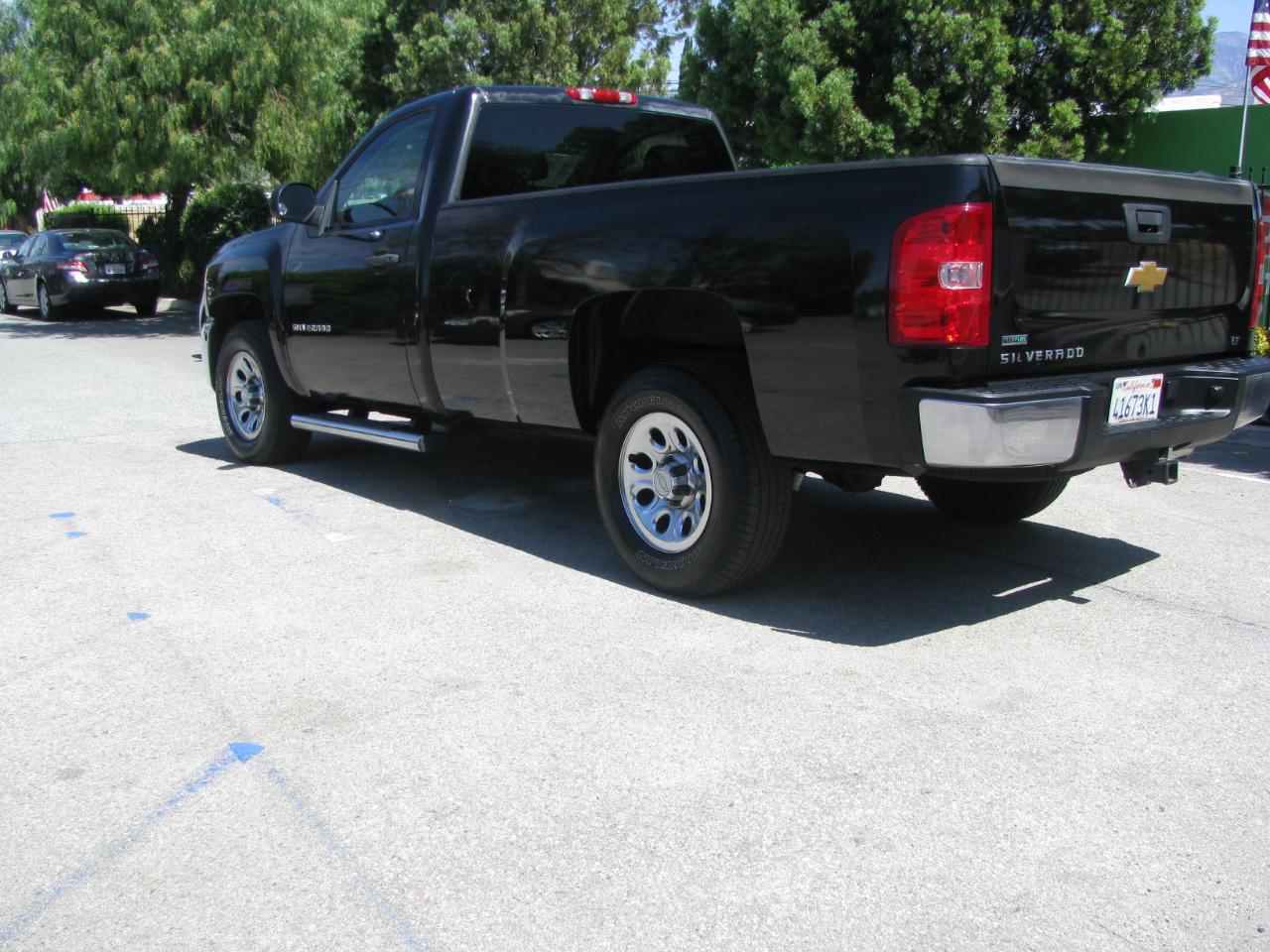Chevrolet Silverado 1500 4WD Reg Cab 133.0" LT 2012