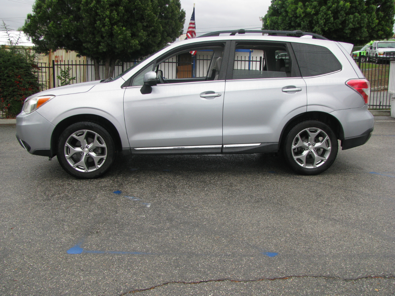 2016 Subaru Forester 4dr CVT 2.5i Touring PZEV