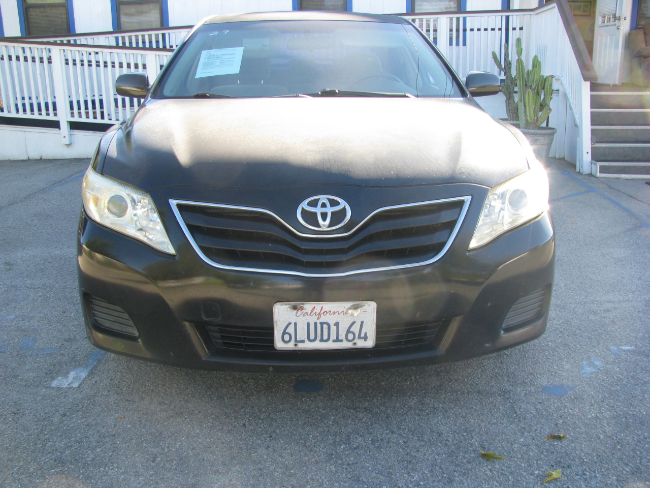 Toyota Camry 4dr Sdn V6 Auto LE (Natl) 2011
