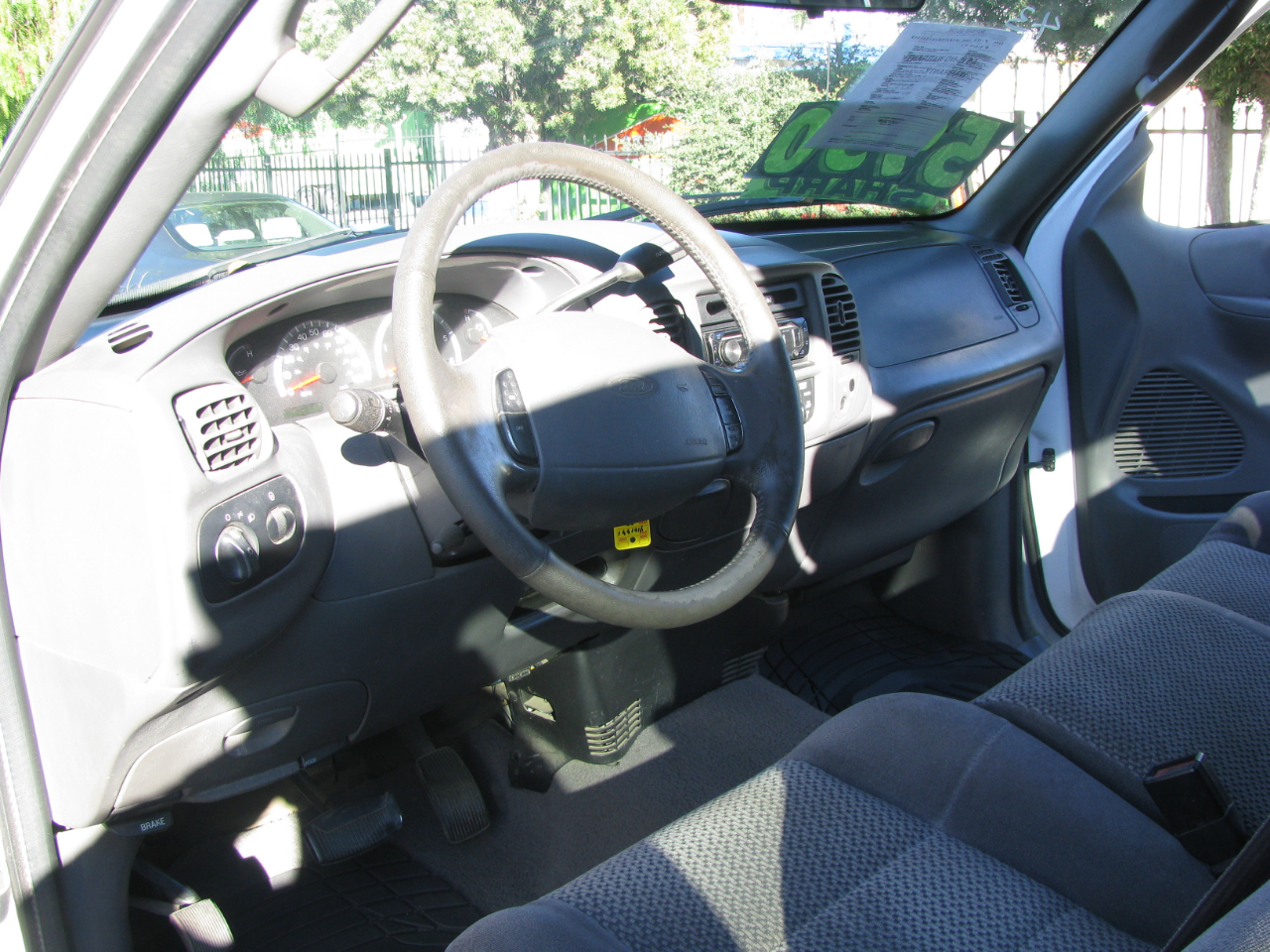 Ford F-150 Supercab 157" XLT 2002