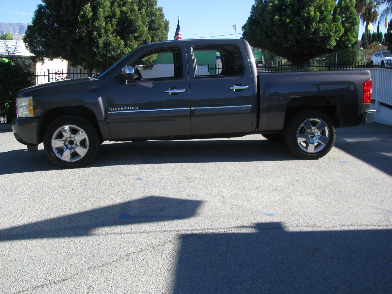 2011 Chevrolet Silverado 1500 2WD Crew Cab 143.5" LT
