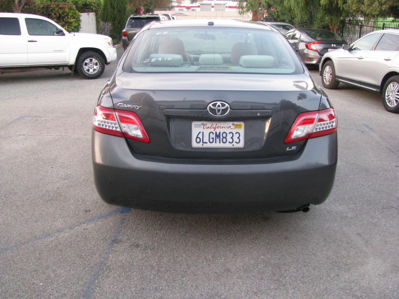 Toyota Camry 4dr Sdn I4 Auto LE (Natl) 2010