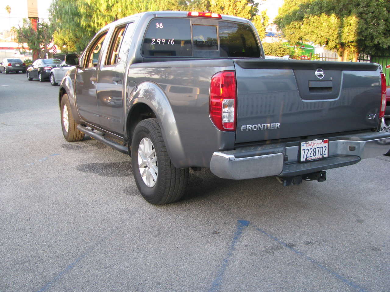Nissan Frontier 2WD Crew Cab SWB Auto SV 2016