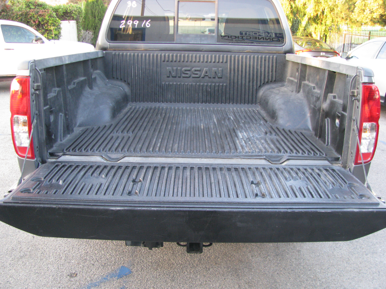 Nissan Frontier 2WD Crew Cab SWB Auto SV 2016