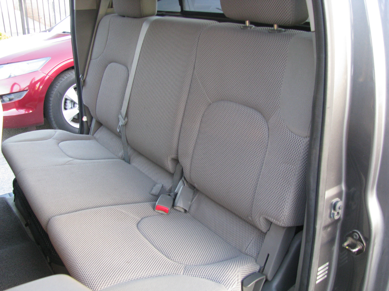 Nissan Frontier 2WD Crew Cab SWB Auto SV 2016