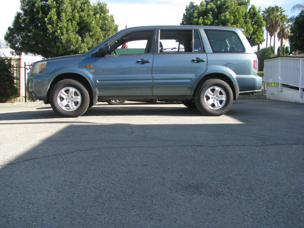 2007 Honda Pilot LX's photo