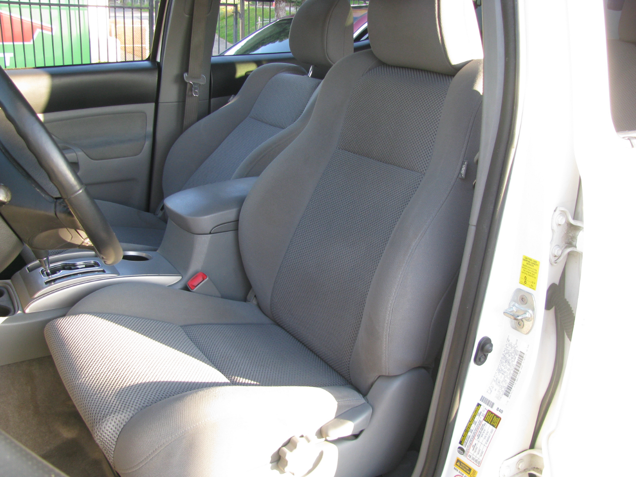 Toyota Tacoma 4WD Double V6 AT (Natl) 2010