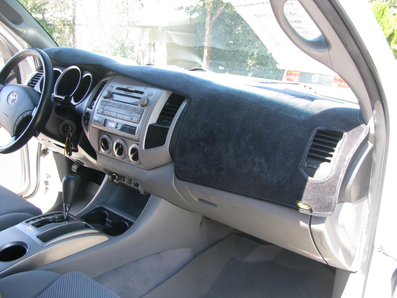 Toyota Tacoma 4WD Double V6 AT (Natl) 2010