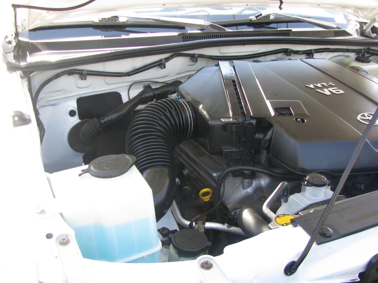 Toyota Tacoma 4WD Double V6 AT (Natl) 2010